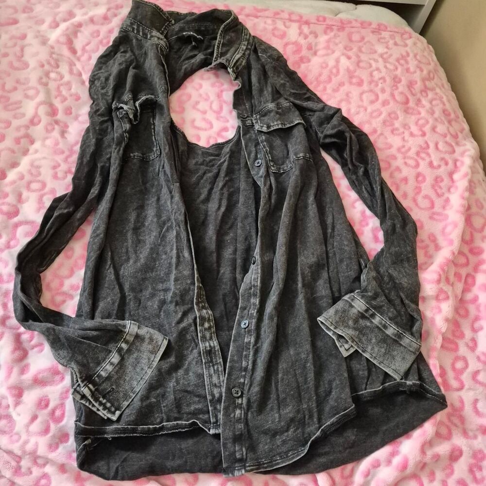 Rock-and-republic Women's Black and Grey Shirt